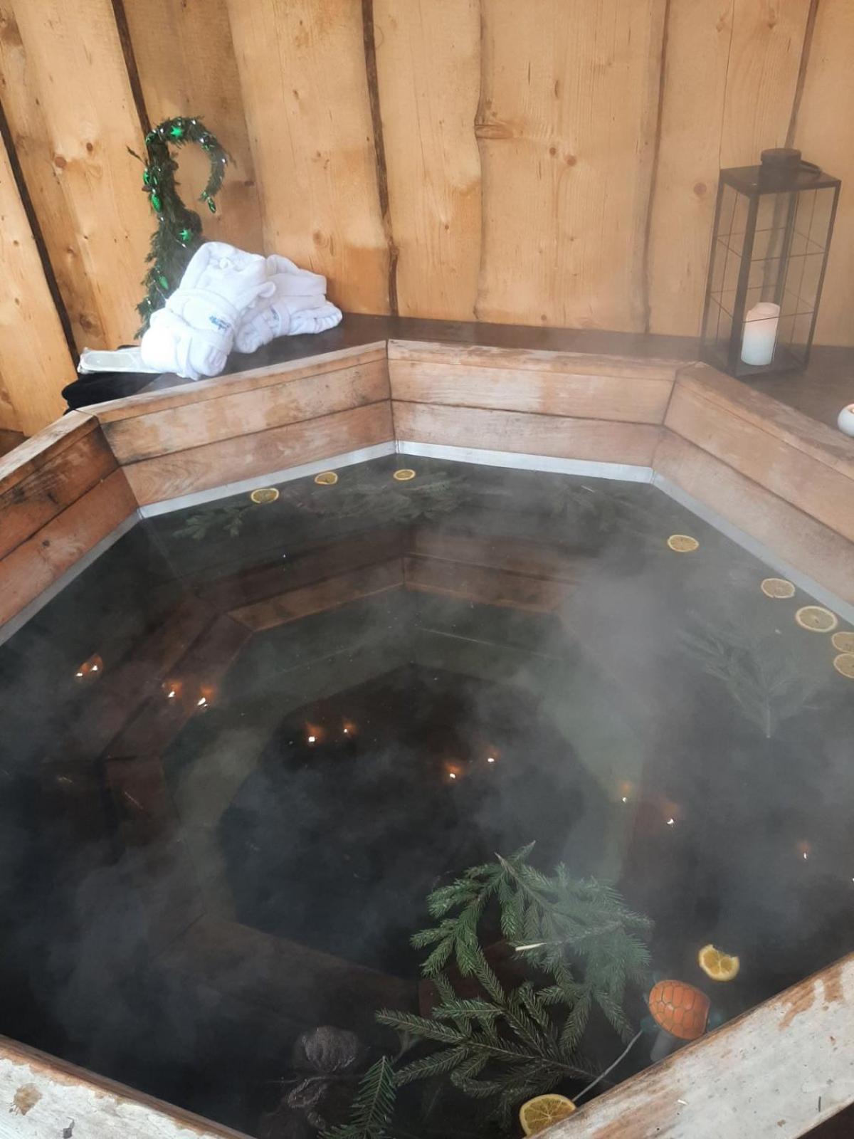 Срібний Водограй 호텔 폴리아나 외부 사진